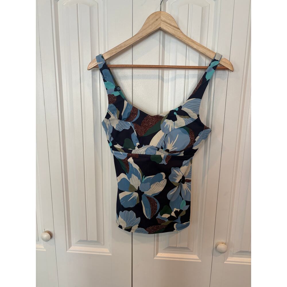Athleta Blue Swim Top‎ Size 34B/C